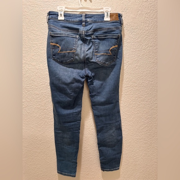 American Eagle Jeans 4 - Picture 2 of 3